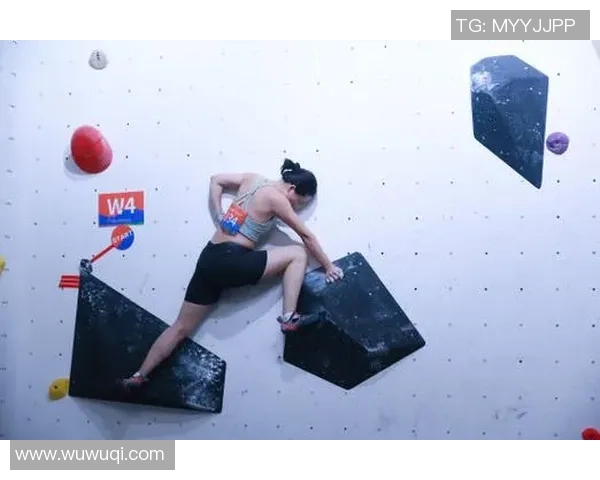 上海攀岩队在极限运动会中的力量与技巧展现精彩点评